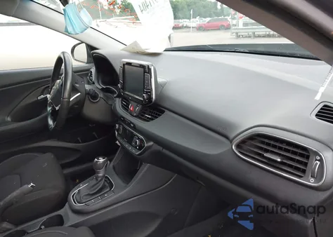 2018 Hyundai Elantra Gt z USA, uszkodzony, nr VIN KMHH35LE3JU079670